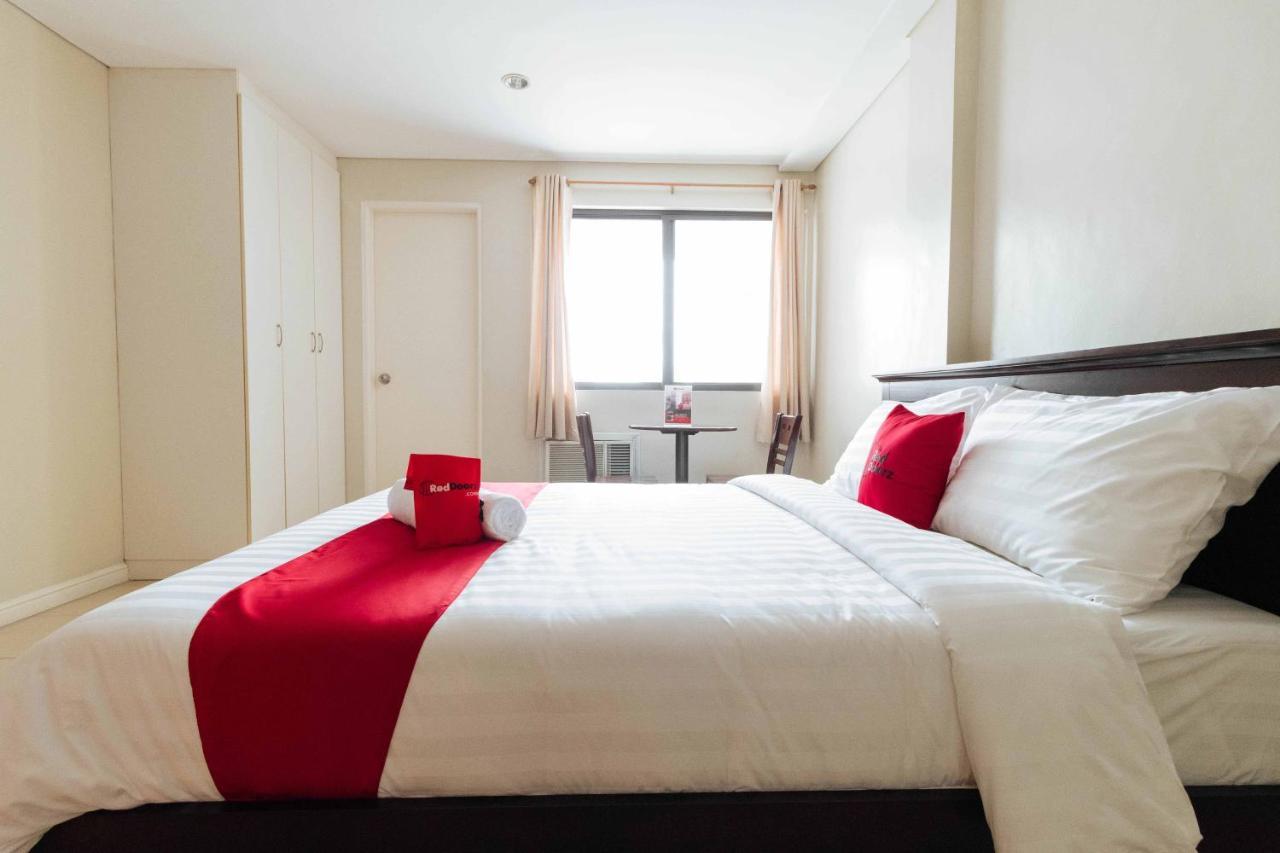 Reddoorz Plus Near Capitol Commons Pasig City Экстерьер фото