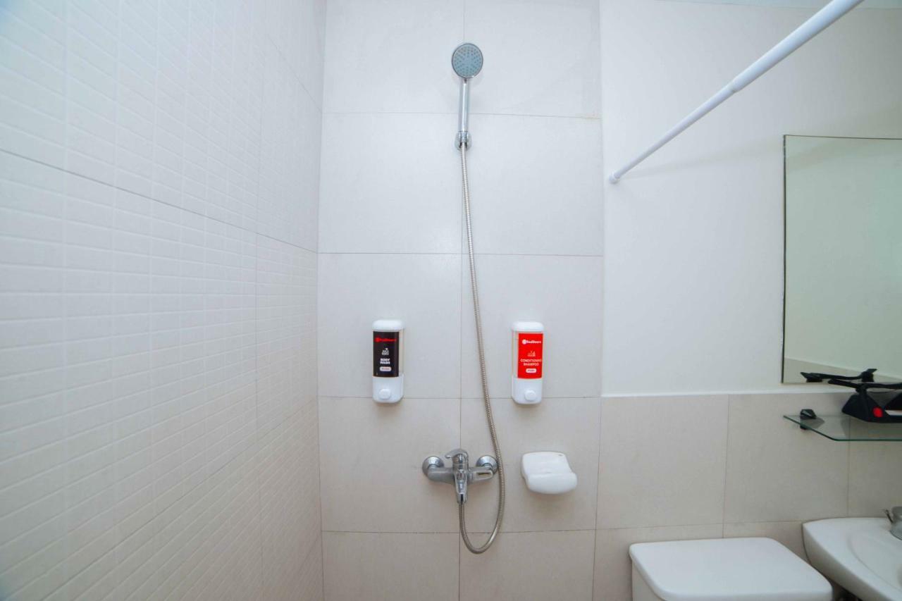 Reddoorz Plus Near Capitol Commons Pasig City Экстерьер фото