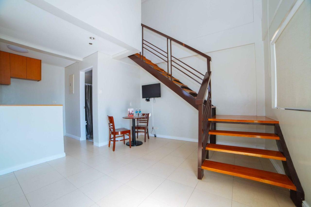 Reddoorz Plus Near Capitol Commons Pasig City Экстерьер фото