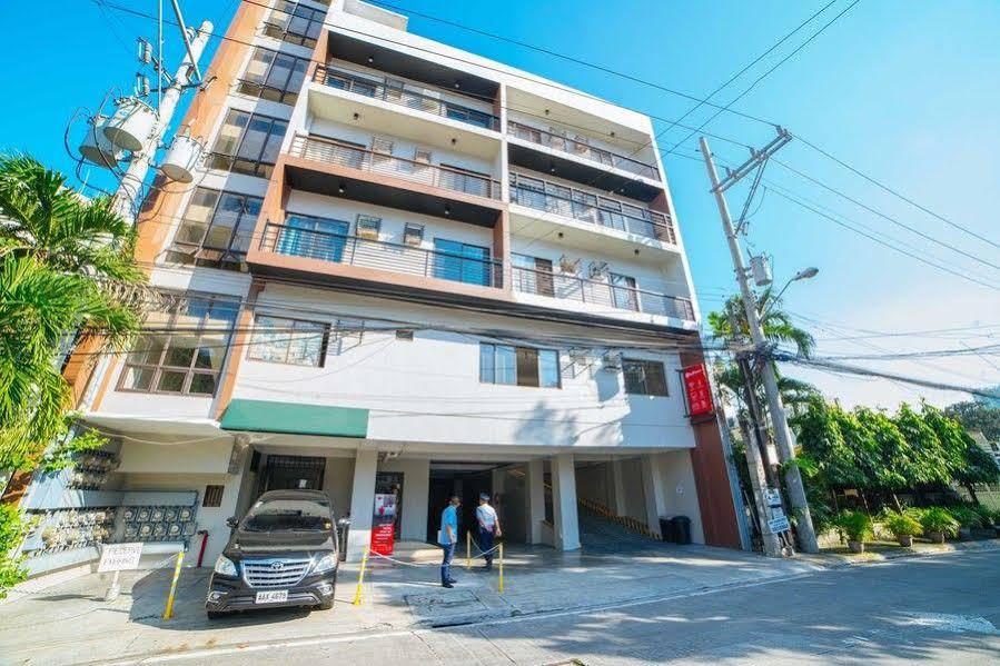 Reddoorz Plus Near Capitol Commons Pasig City Экстерьер фото